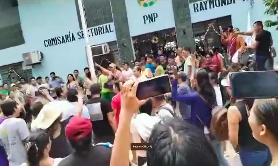 Manifestantes tomaron la comisaría de Atalaya, exigiendo mayor seguridad.