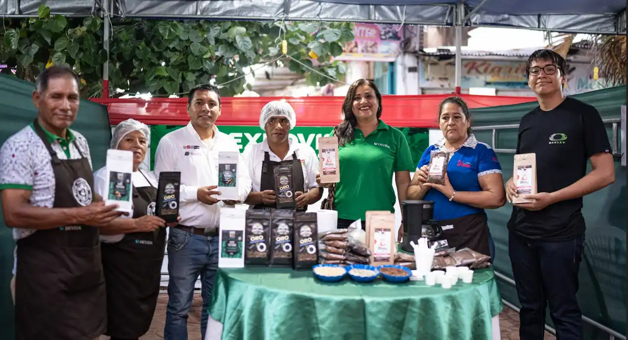 Israel Antonio: “Junto a mi familia cultivamos el amor por el café”