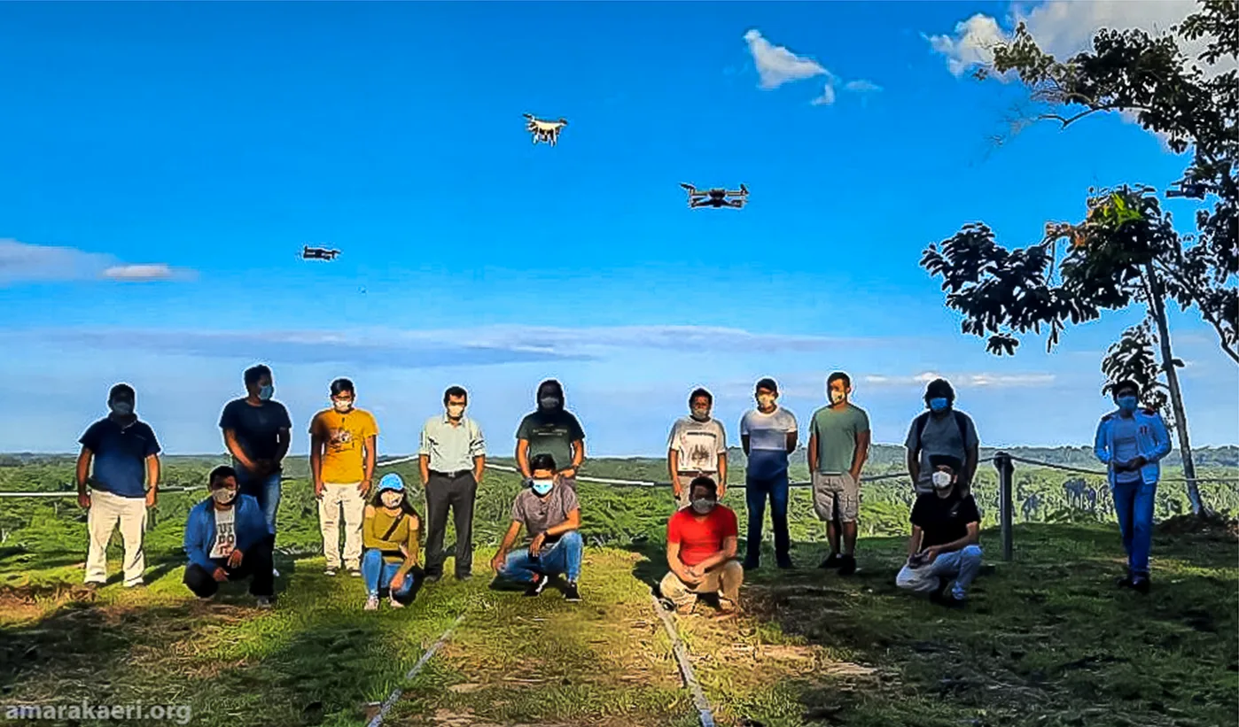 Los vigilantes comunales y los guardaparques del Sernanp usan drones para monitorear la Reserva Comunal Amarakaeri. (Foto: ECA Amarakaeri - Amarakaeri.org).