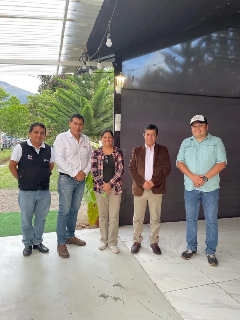 Operadores Turísticos Oxapampa. 