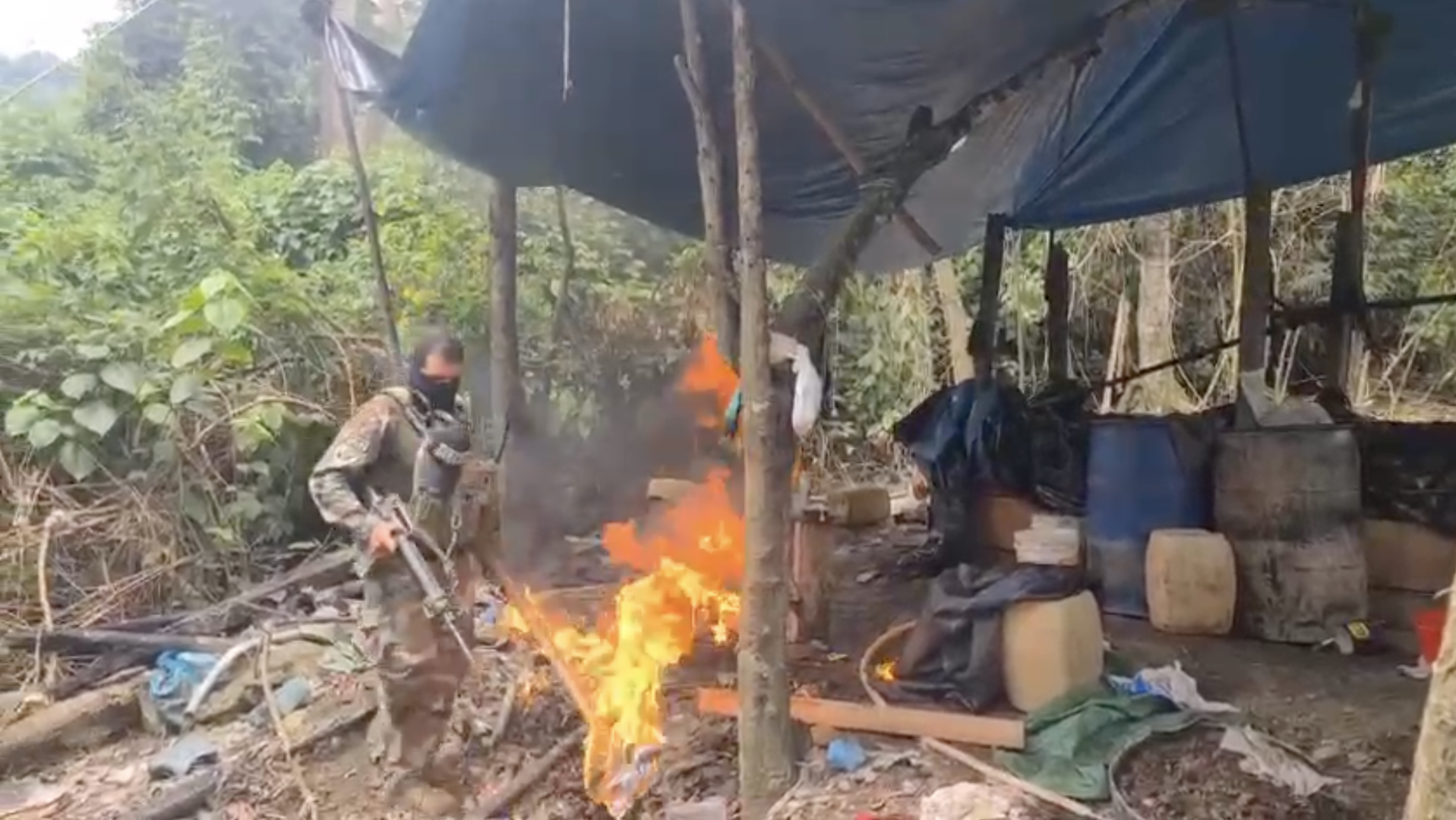 Incautan más de 900 kilos de droga líquida en el Vraem