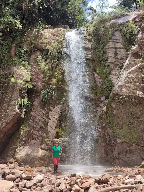 La catarata Nueva Selva deslumbra con su caída de agua cristalina. (Foto: Inforegión).