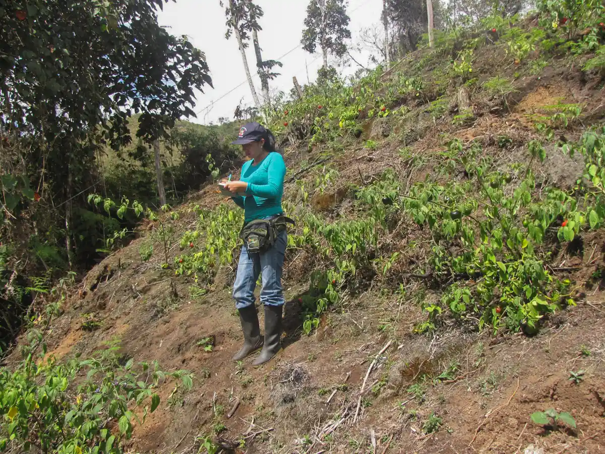 Una de las prioridades de Salomé Antezano es promover el papel de la mujer en la conservación.