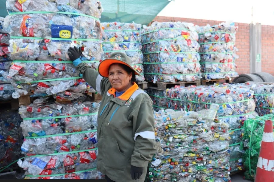 Mujeres recuperan más de 40 toneladas mensuales de residuos sólidos