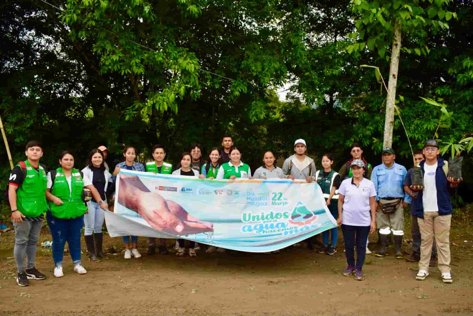 Tingo María realiza jornada de reforestación en quebrada Anipante