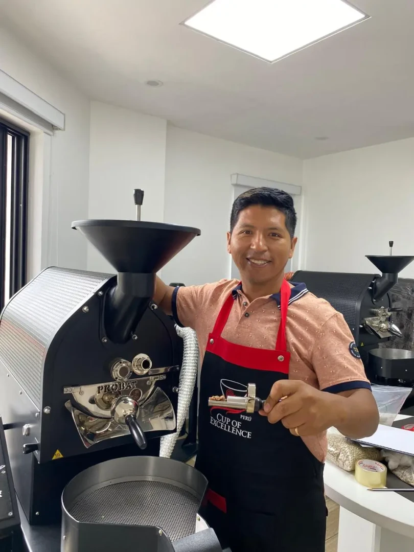 Luis Barrera es jurado de Taza de Excelencia, certamen de cafés más importante del Perú. (Foto: Luis Barrera).