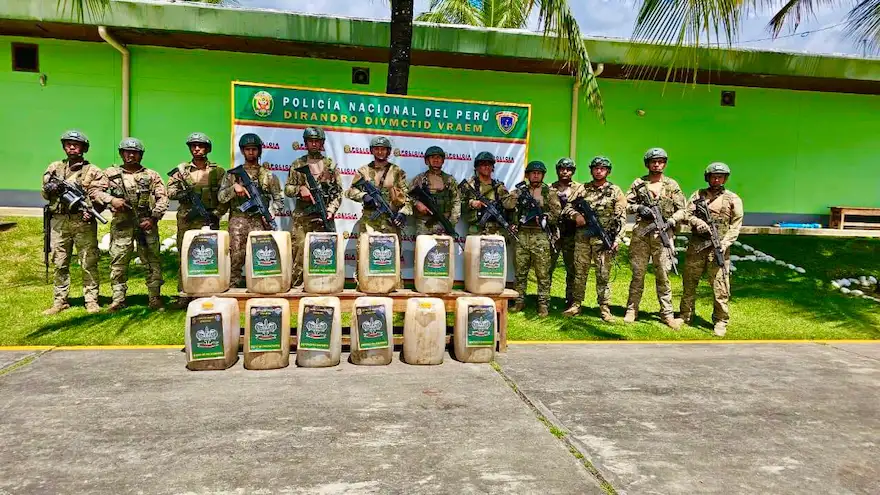 Vraem: Destruyen mega laboratorio de droga en Ayacucho