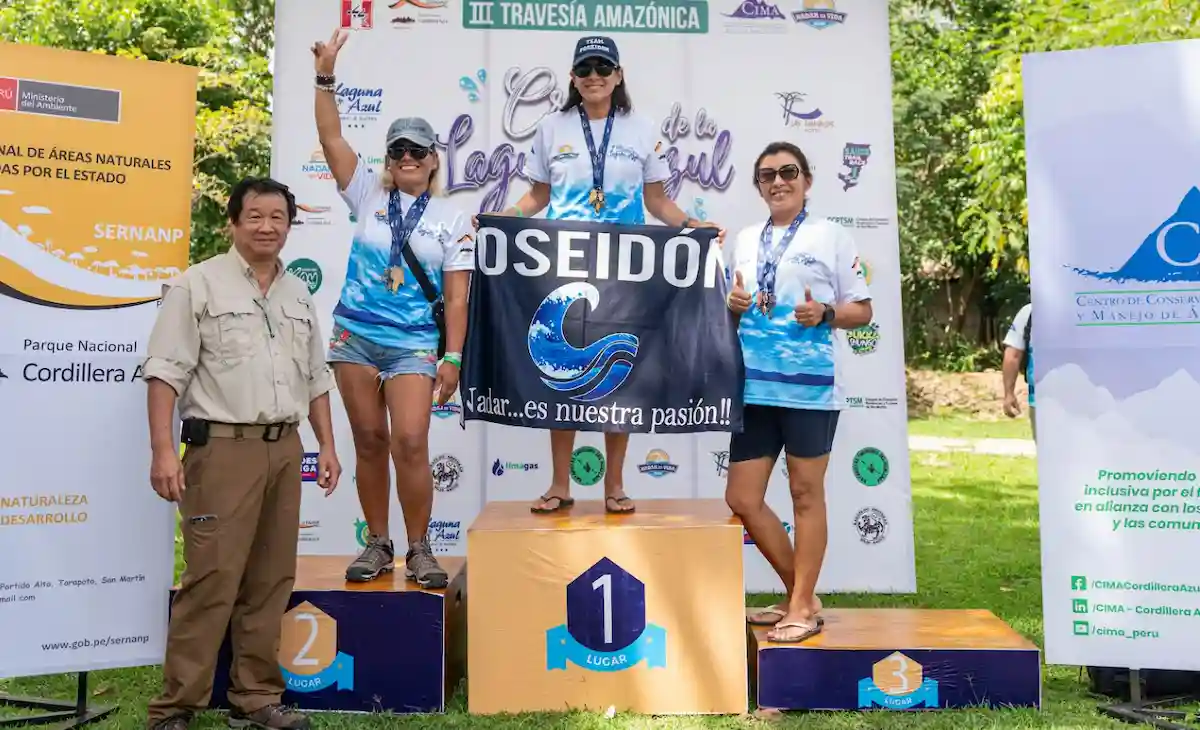 Laguna Azul: Torneo de nado permitió difundir importancia de la conservación ambiental
