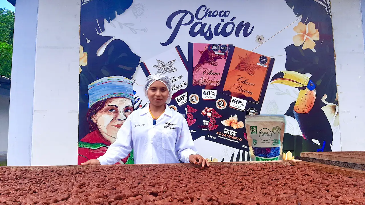 Jackeline Saccatoma: Becaria huanuqueña destacada en la Escuela de Catadores de Cacao y Chocolate