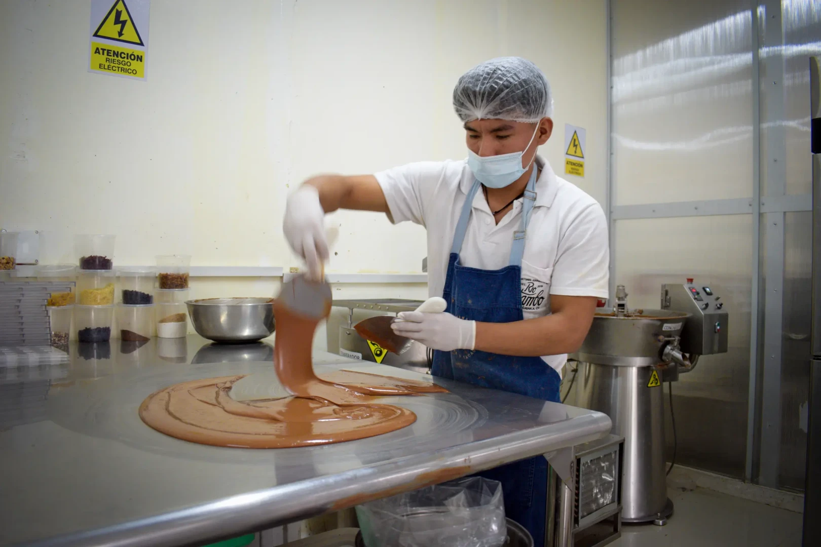 Jesús tiene como proyecto personal capacitarse en catación de cacao y chocolates. (Foto: Inforegión / Ricardo Mendoza).