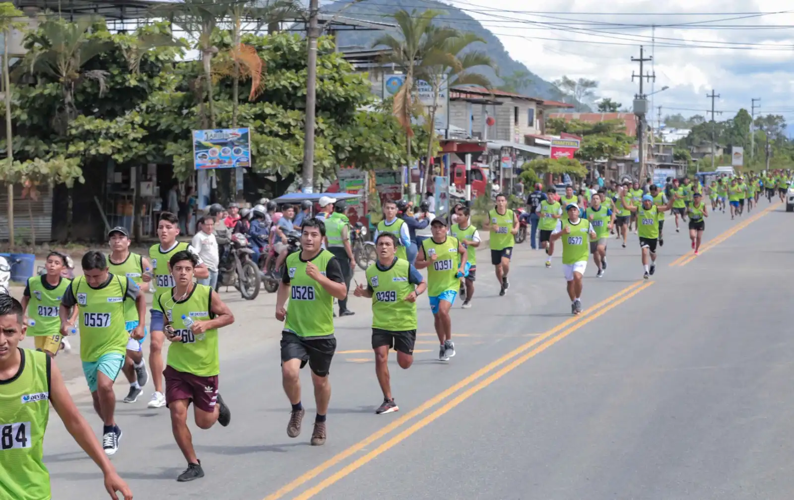 Organizan carrera ‘Yo vivo sin drogas’ en Tingo María