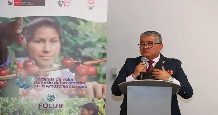 Minam: Ministro del Ambiente, Juan Carlos Castro, en el lanzamiento del proyecto Folur para promover la producción sostenible de café y cacao. (Foto: Ministerio del Ambiente).