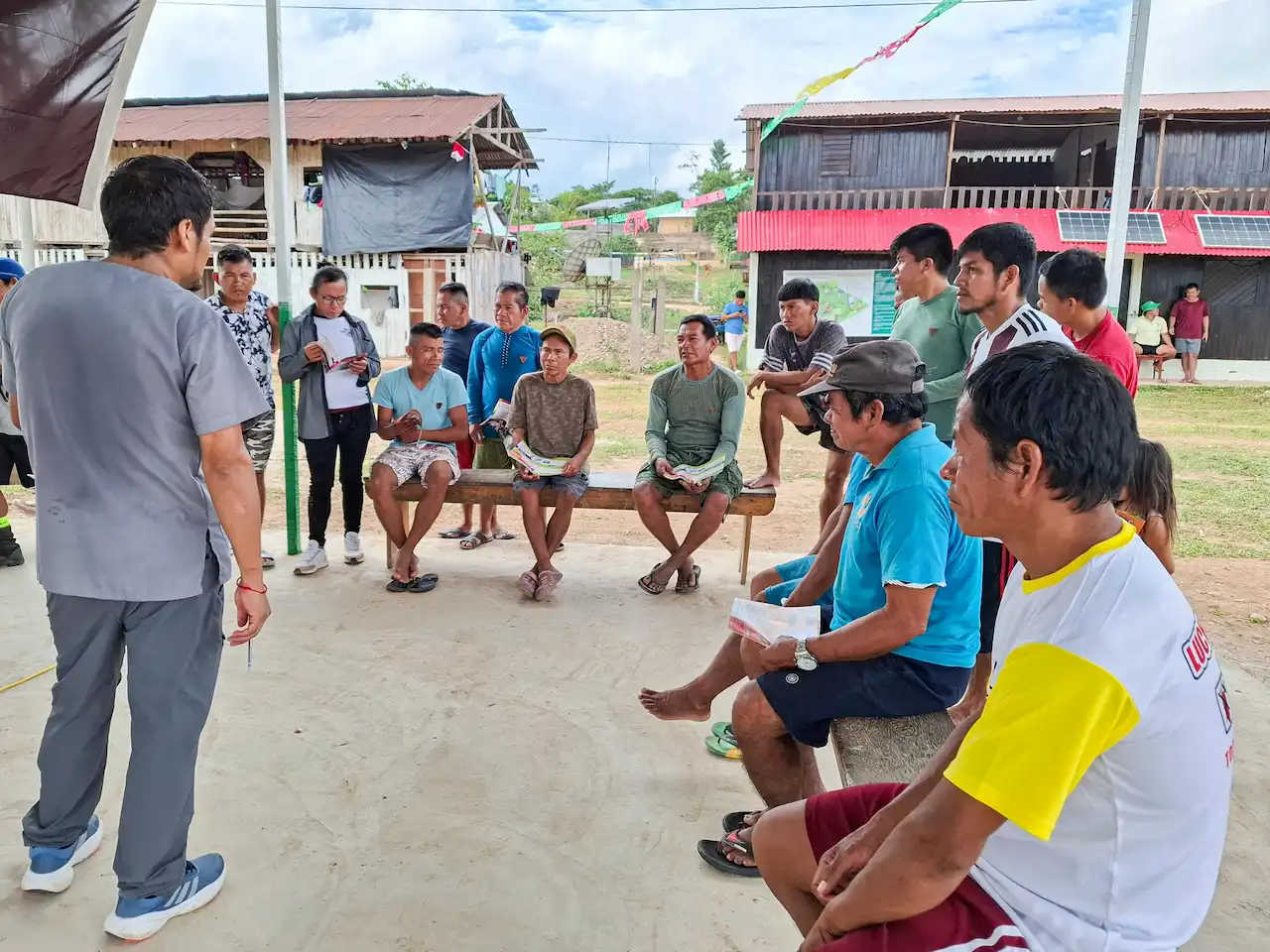 Comunidad Sinchi Roca I recibe atención médica integral gratuita en campaña