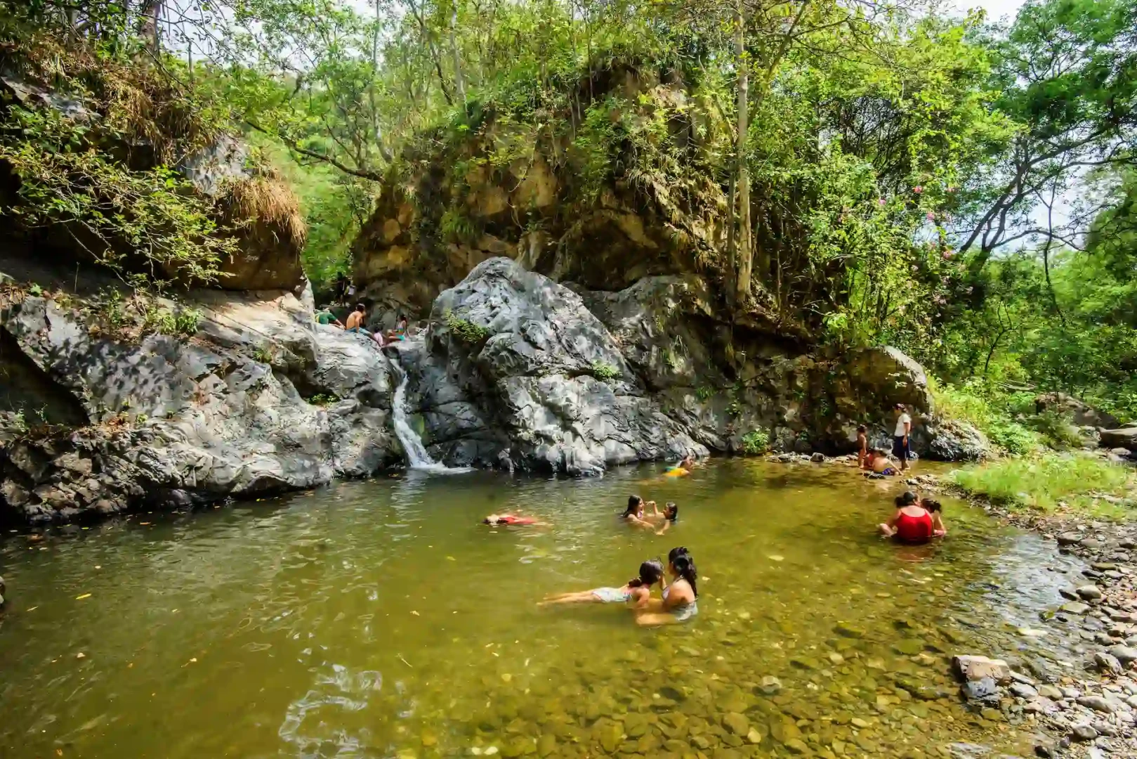 Joselyn Supanta, de Ilo, veinticuatro abriles, quiere cambiar el mundo