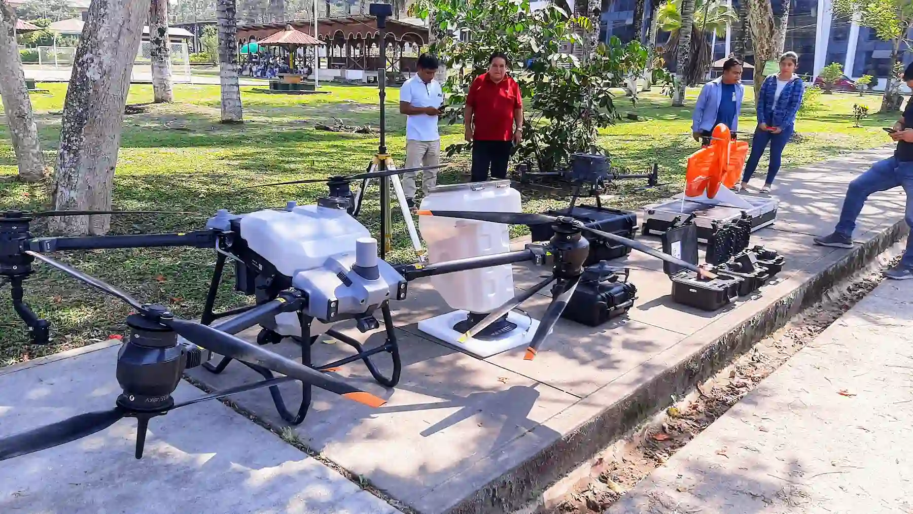 III-TINGO-MARIA--UNAS-adquiere-drones-de-alta-tecnologia-para-impulsar-la-investigacion.webp