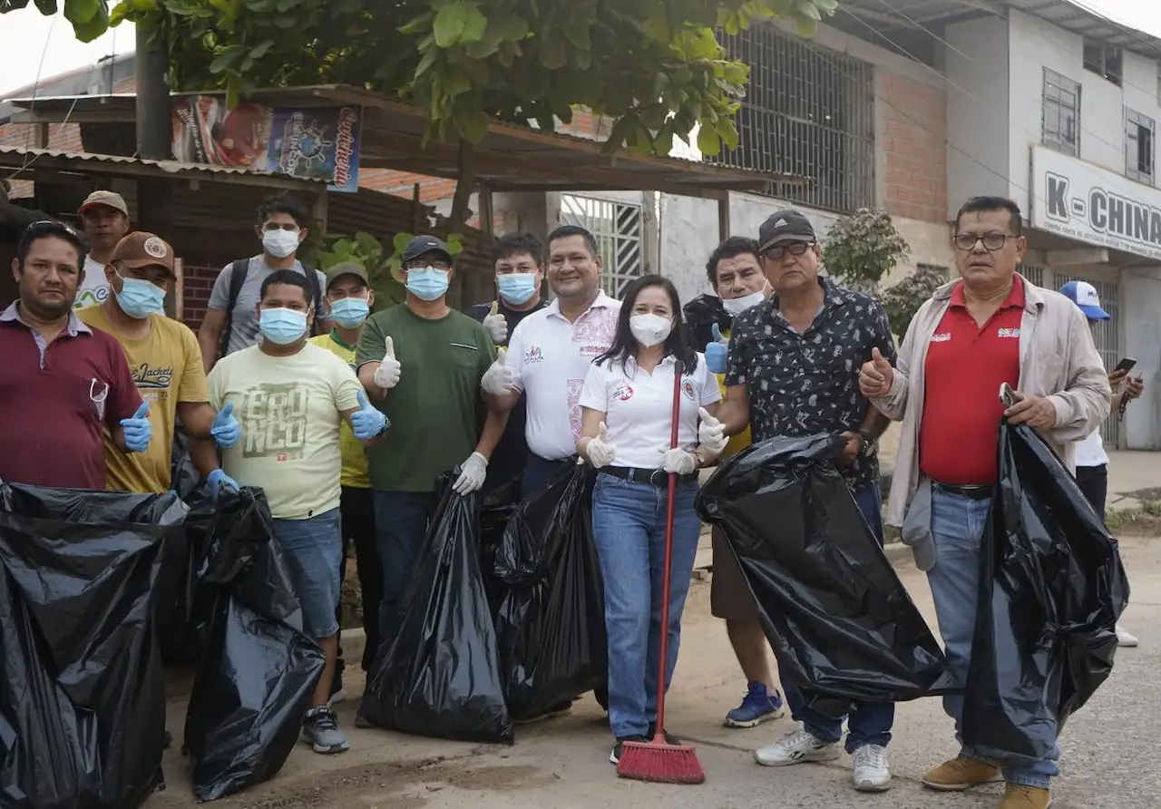 Jornada de limpieza comunitaria: 1750 voluntarios en Pucallpa limpiaron la ciudad