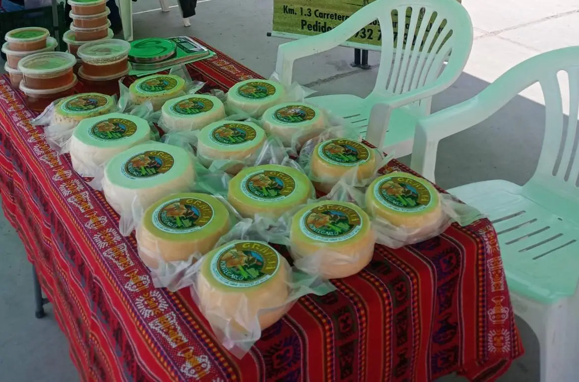 Asociación de Huamalíes triunfa en Festival del Queso de Baños