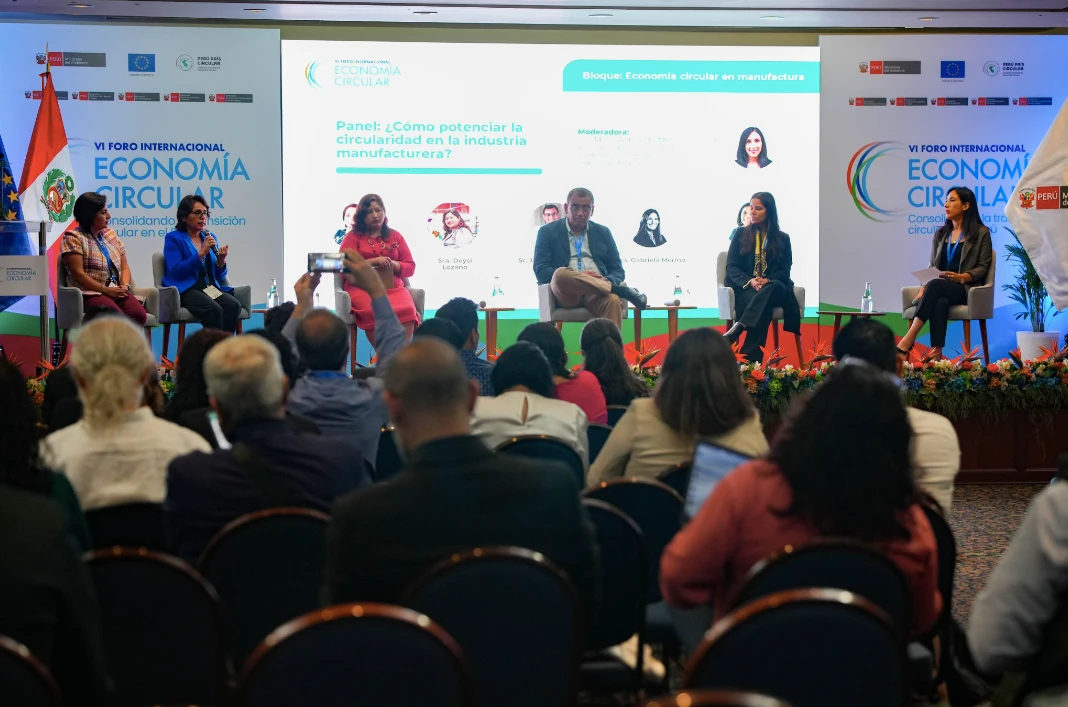 VII-Foro-Internacional-de-Economia-Circular--Impulsando-un-Peru-mas-sostenible-XII.webp