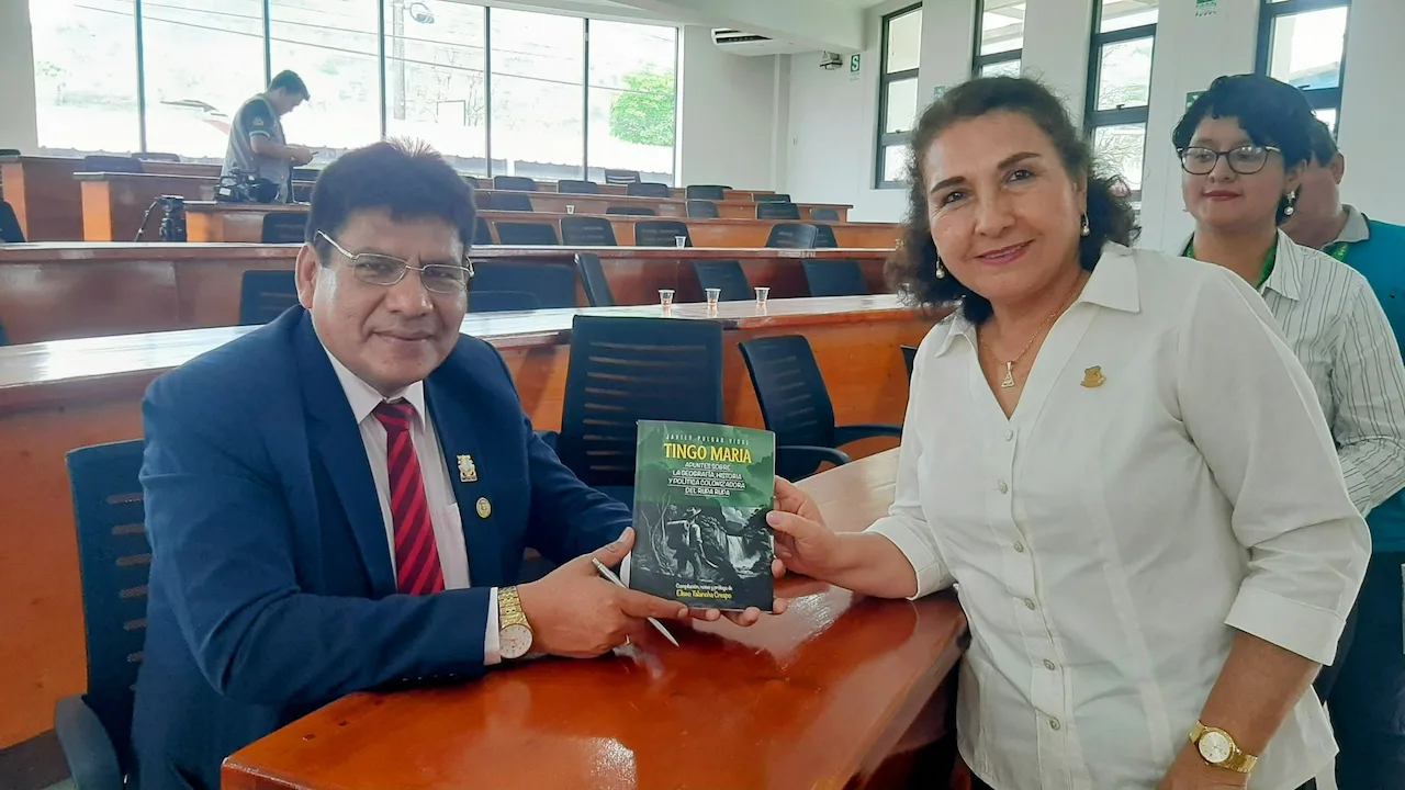 Tingo María celebra aniversario con libro póstumo de Javier Pulgar Vidal
