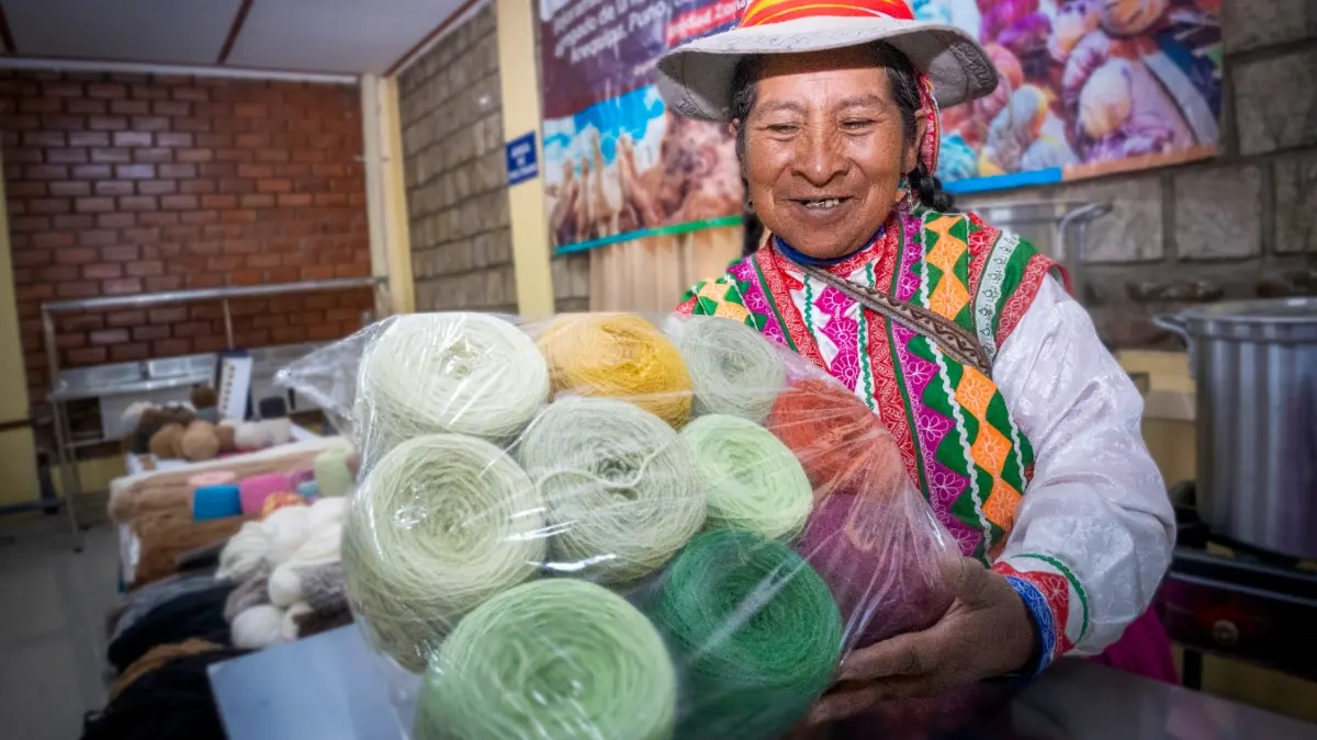 Productores alpaqueros de 10 regiones del país generarán ventas de S189 000 en evento en Lima