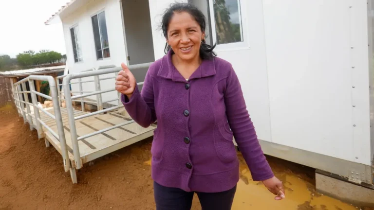 Trasladan módulos temporales para familias afectadas por lluvias en Huamalíes