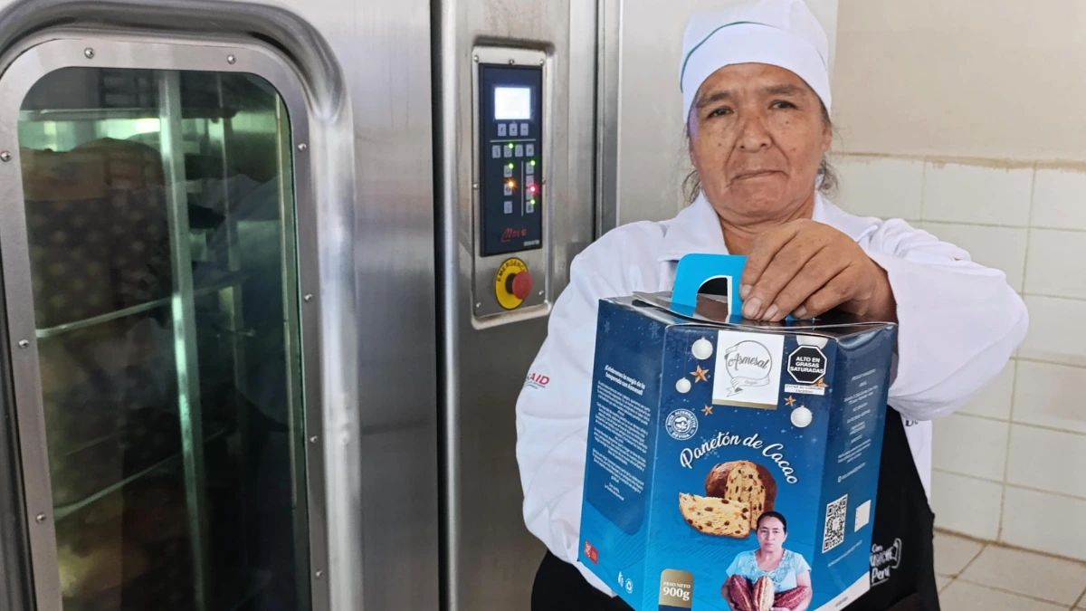 Emprendedoras de Irazola llevan sus panetones a la mesa familiar esta Navidad