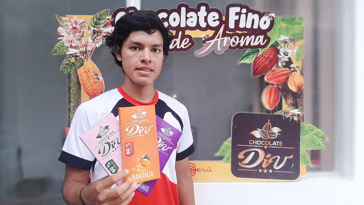 Chocolates DIV impulsa a Obed Díaz en su sueño del ciclismo profesional en España