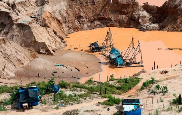 Minería ilegal de cobre crece sin control en el corredor minero del sur_1